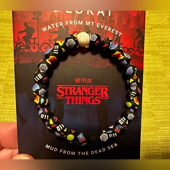 NWT Stranger Things Eleven bracelets - Picture 4 of 5